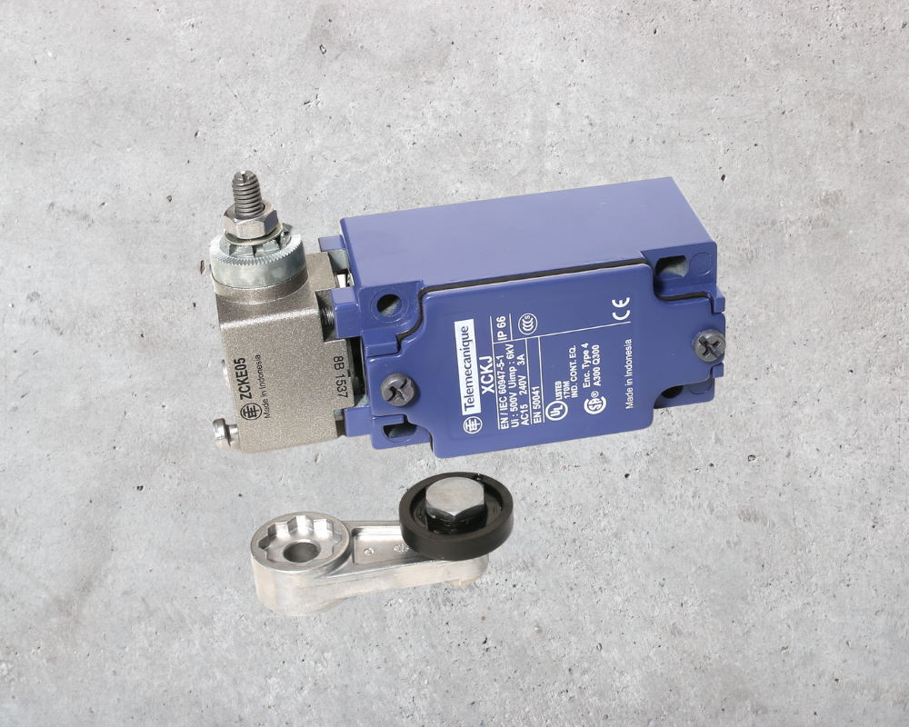 Концевой выключатель с роликом (XCKJ)